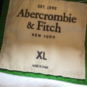 Abercrombie & Fitch young mans l
